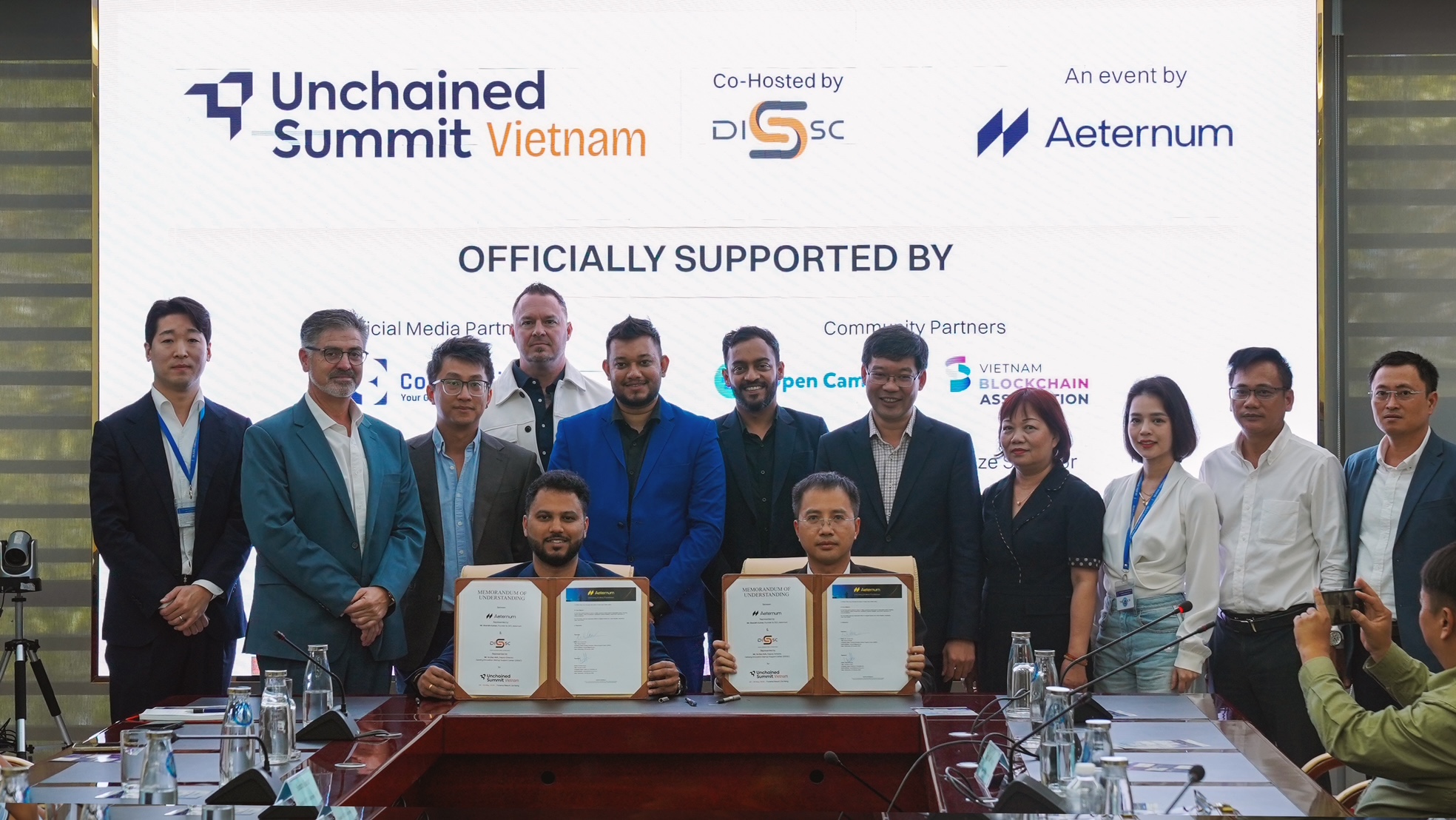 Vietnam Government Officials bring Unchained Summit to the country