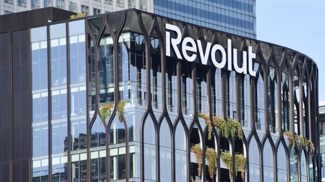 Revolut UAE payment license now followed by crypto one
